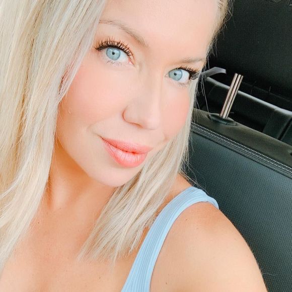 Meet your Posher, Jess - Picture 1 of 1